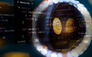 深圳 ,php声明和调用变量的符号是什么？